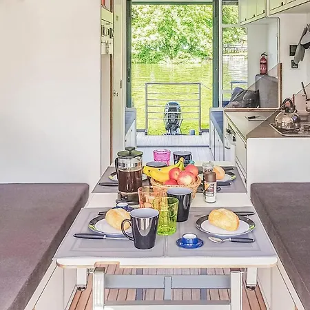 0-bedroom In